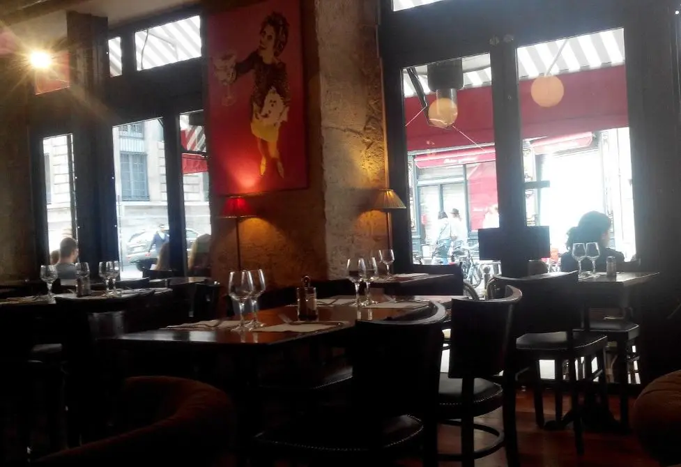 Café du Temple, salle de réception, Paris 11e, jusqu'à 150 personnes — photo 3