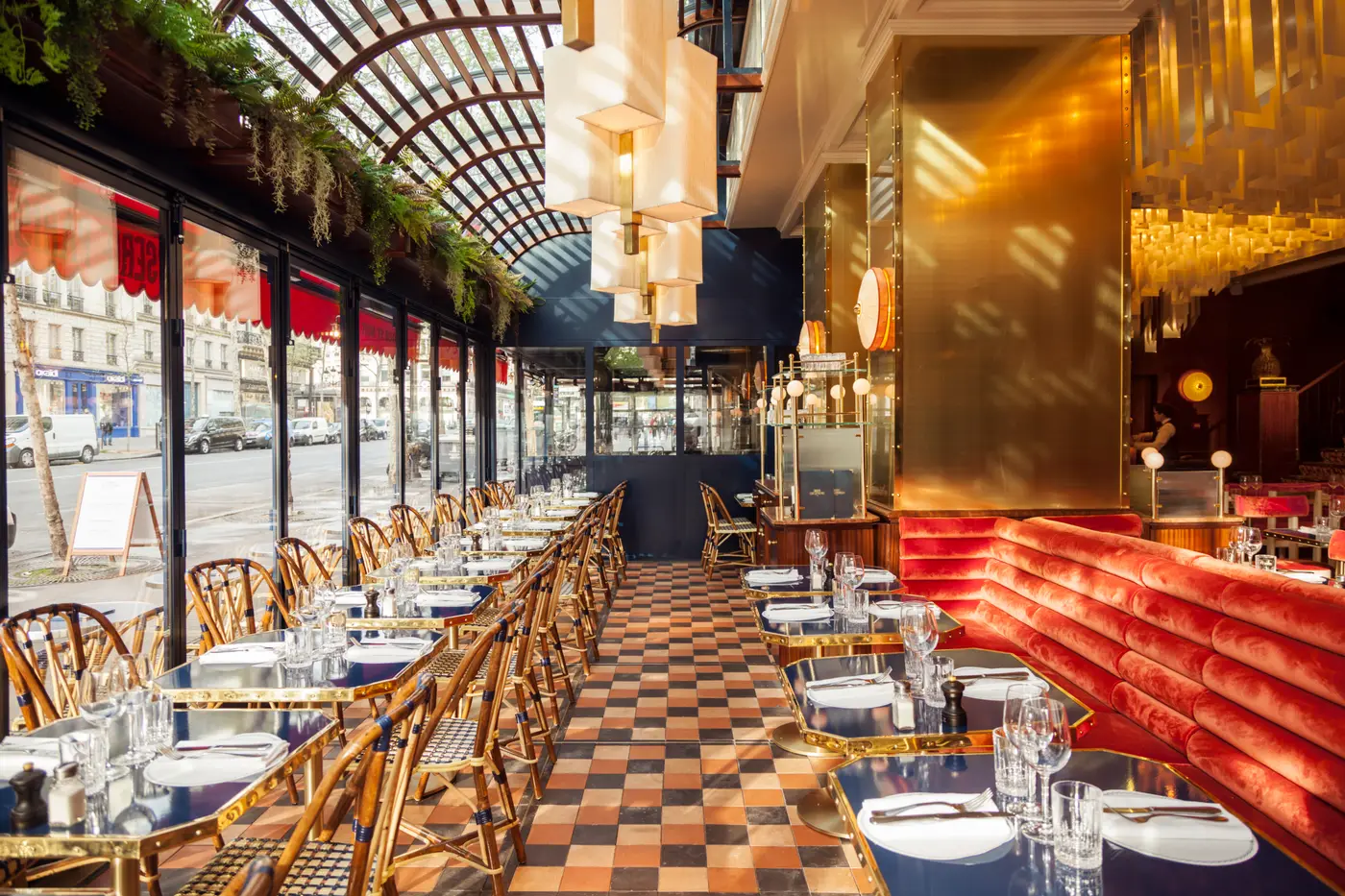 Grand Café Capucines, Paris 9e