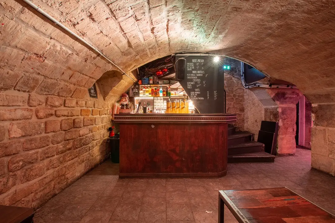 Le mammouth Bar, photo 2
