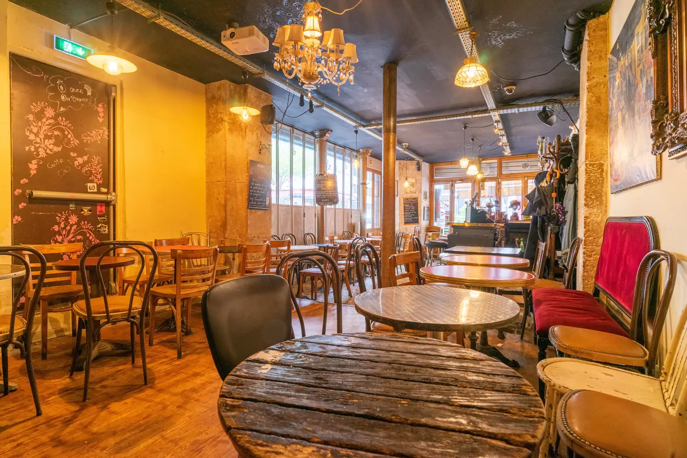 Onze Bar, Paris 11e